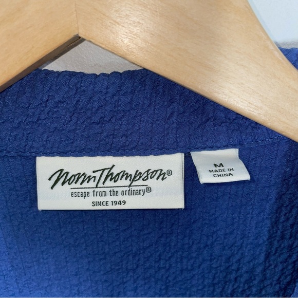 Norm Thompson Button Up Tunic Shirt Women's L Large Blue Textured Long Sleeves - Picture 11 of 14